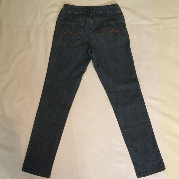 Straight Leg Jeans - Picture 4 of 7